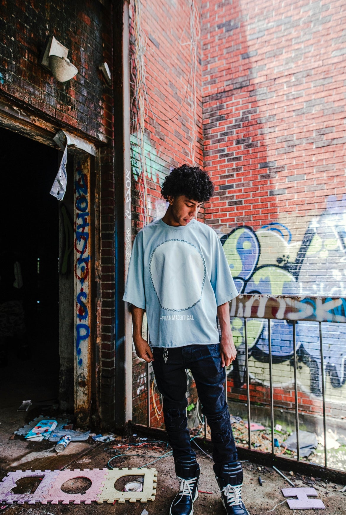 X PILL DROP SHOULDER TEE [BABY BLUE]