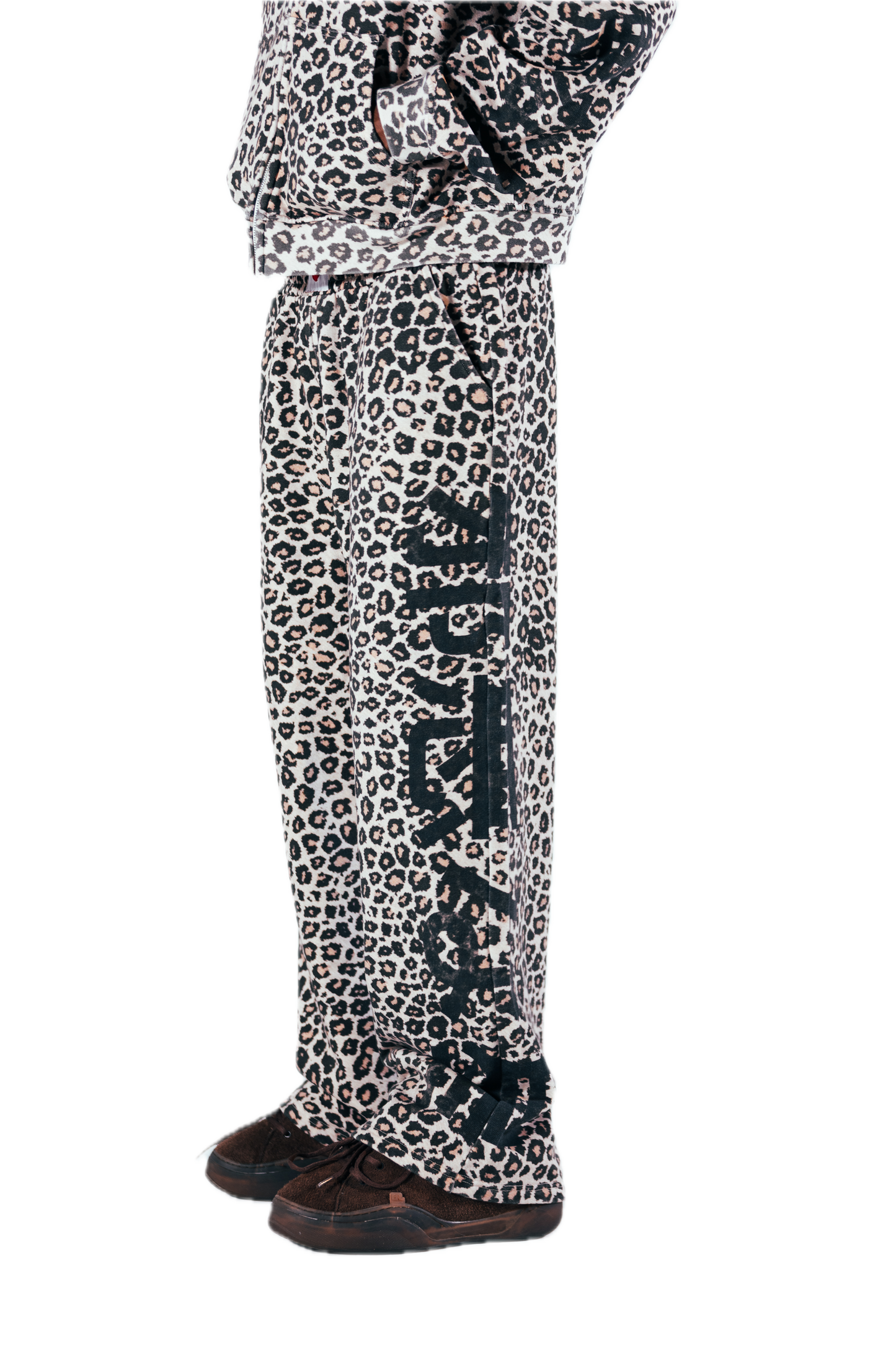 JAPAN LEOPARD PRINT SWEATS